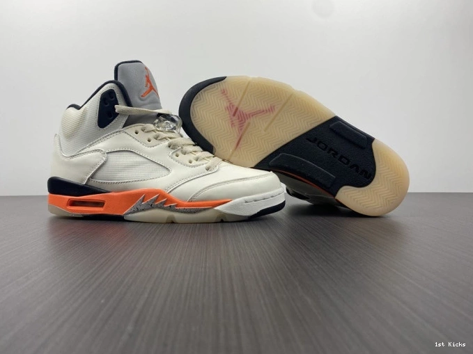 1st Kicks Shoes Total Jordan 5 DC1060-100 Retro Orange 0730